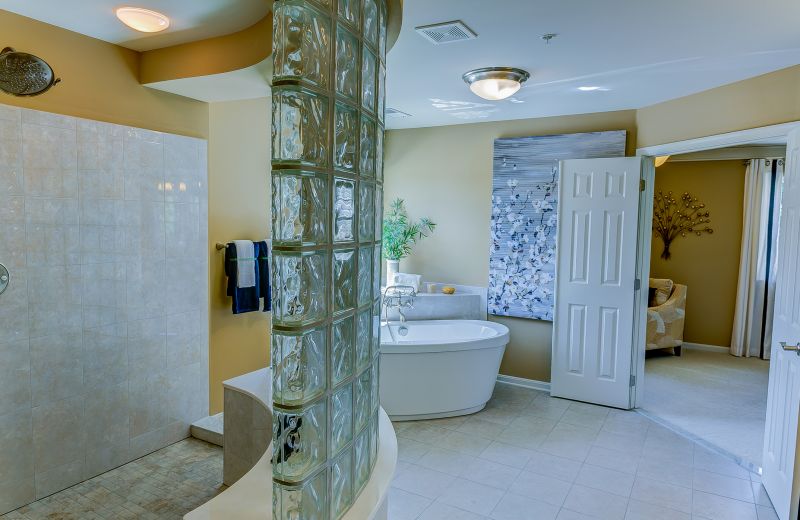 Bathtub Renovation detail